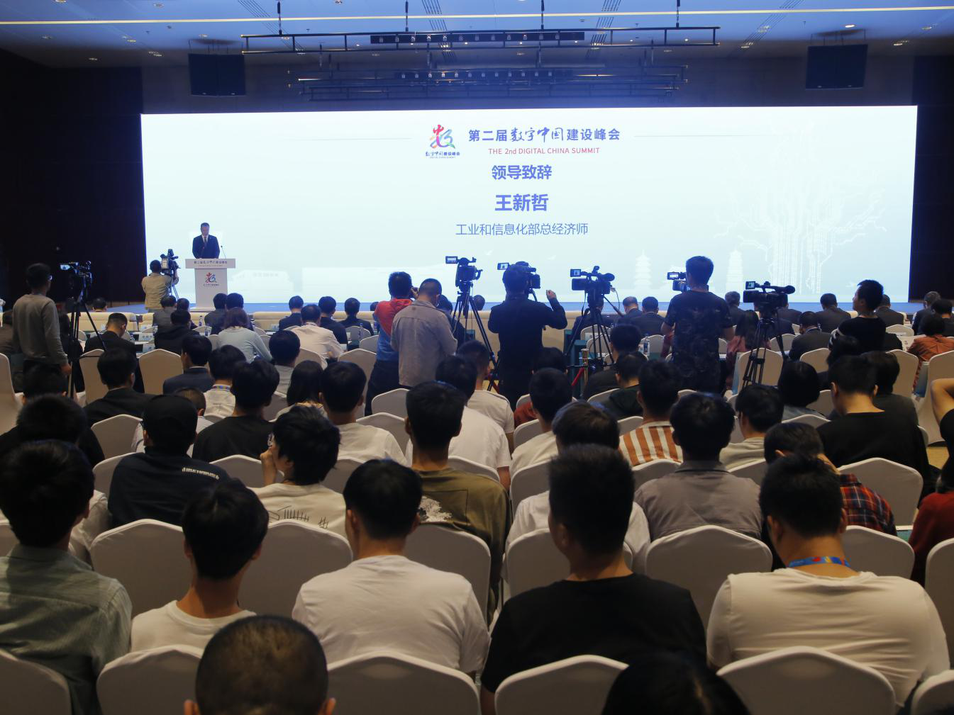 1557906897701364.png 图片1.png